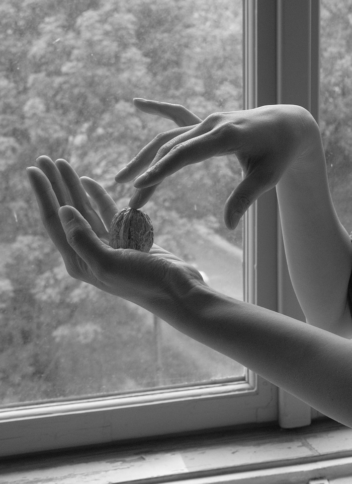 Kazuna Taguchi: „The Eyes of Eurydice #42“, 2022, Gelatin Silver Print, 16,6 x 12,1 cm