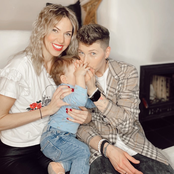 Aus Virgina Ernsts Idee wird eine kraftvolle Bewegung. Ernst ist mit einer Frau verheiratet. ...