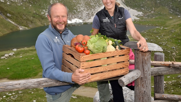 Österreichs erste vegetarische Hütte wird von Tom Burger und Evelyn Matejka mit viel Liebe ...
