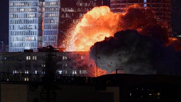 Heftige Explosionen in Tel Aviv