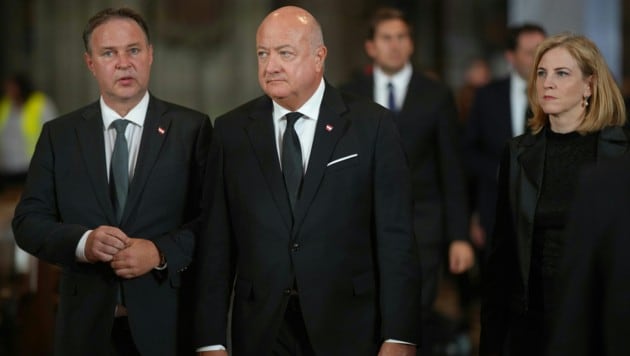 Ziehen in Sachen neues Waffengesetz an einem Strang: Vizekanzler Andreas Babler (SPÖ), ...