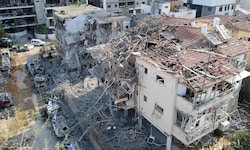 Eine Rakete ist in einem Gebäude in Tel Aviv eingeschlagen.