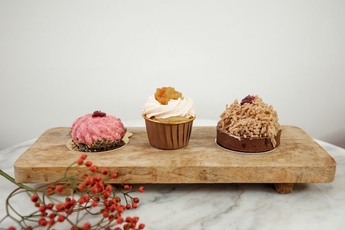 Petit Fours heißen diese kleinen, feinen Zuckerkunstwerke, die ihren Ursprung in Frankreich ...