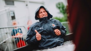 Rückkehrer Stefan Lainer im Entmüdungsbecken.