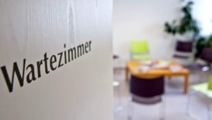 Studien zeigen, dass die Wartezeiten für Klassenplätze zunehmen.