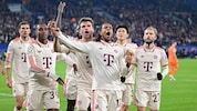 Mathys Tel (2.v.l.) wird wohl fest von Tottenham verpflichtet.
