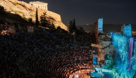 Puccinis „Turandot“ vor der Kulisse der Akropolis im Odeon des Herodes Atticus.