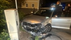 Der Wagen wurde schwer beschädigt.