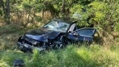 Nach einem Frontalzusammenstoß verstarb eine Person noch an der Unfallstelle.