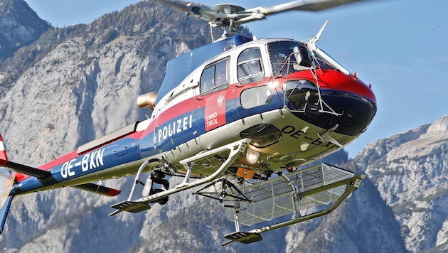 Die Frau wurde vom Polizeihubschrauber geborgen.