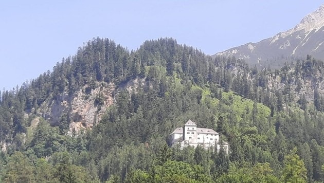 Das Schloss Lichtenberg befindet sich in der Nähe der Einsiedlei am Palfen.