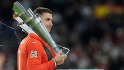 Vor Kurzem stemmte er noch die Nations-League-Trophäe, bald übernachtet er in Saalfelden