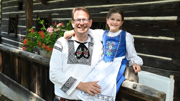 Selbst Trachten aus Siebenbürgen waren am Sonntag zu sehen.