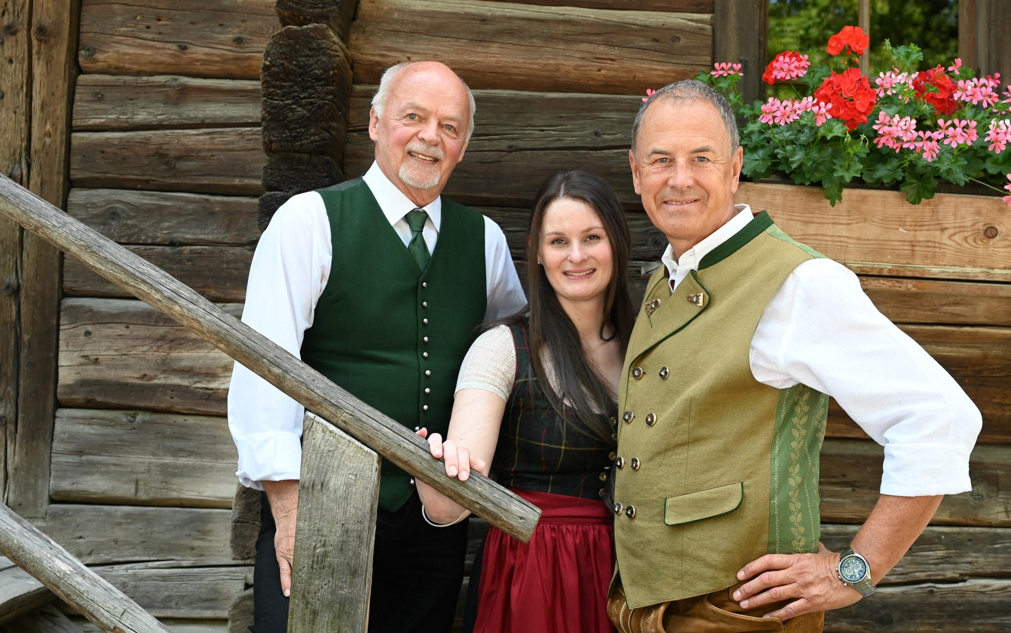 Heimo Schinnerl, Obmann der ARGE Volkskultur, Eva Mion von der Landeskulturabteilung und ...
