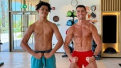 Cristiano Ronaldo und sein Junior.