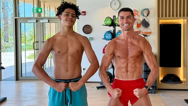 Cristiano Ronaldo und sein Junior.