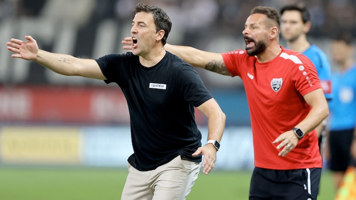 Roman Wallner (re.) als Co-Trainer in Altach.