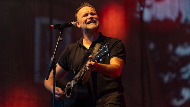 Kabarettist, Schauspieler und jetzt Rockstar: Thomas Stipsits in Purkersdorf.