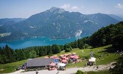 Auf der Lärchenhütte hat man Wolfgangsee und Schafberg immer im Blick