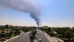 Israels Angriffe gelten laut eigenen Angaben militärischer Infrastruktur und dem Atomprogramm ...