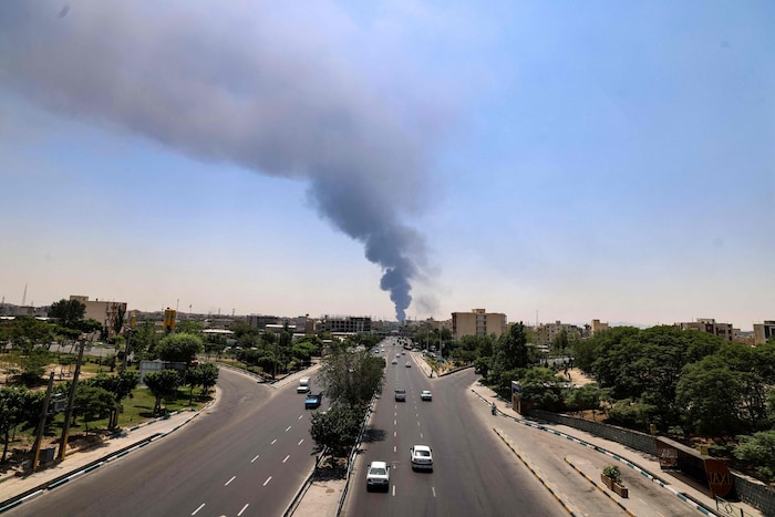 Rauchwolken über dem Iran