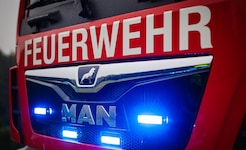 Viel zu tun gab es für die Feuerwehr nicht mehr. Bewohner hatte den Brand beim Eintreffen der ...