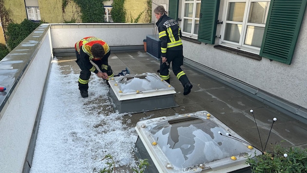 Hagel zerstörte in Krieglach am Sonntag zwei Lichtkuppeln