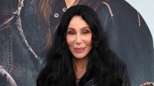 Schock für Pop-Diva Cher: Sohn Elijah kämpft nach einer schweren Überdosis um sein Leben – die ...