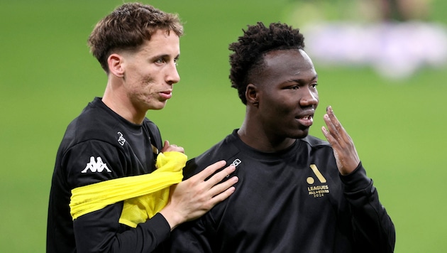 Ist Nestory Irankunda (rechts) ein mögliches Transferziel von Rapid? 