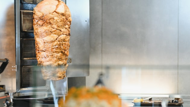 Zu der brutalen Attacke war es bei einem Kebabstand in der Laxenburger Straße gekommen ...