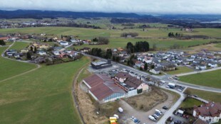 Kein Abriss! Vier neue Hallenplätze entstehen in Köstendorf.