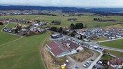 Kein Abriss! Vier neue Hallenplätze entstehen in Köstendorf.