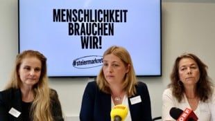 Daniela Grabovac (Antidiskriminierungsstelle), Nora Tödtling-Musenbichler (Caritas) und ...
