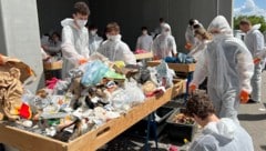 40 Schüler untersuchten den Restmüll mehrerer Gemeinden.