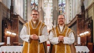 Zwei Ordensbrüder des Stiftes Admont, die vor einem Monat zu Priestern geweiht wurden: Pater ...