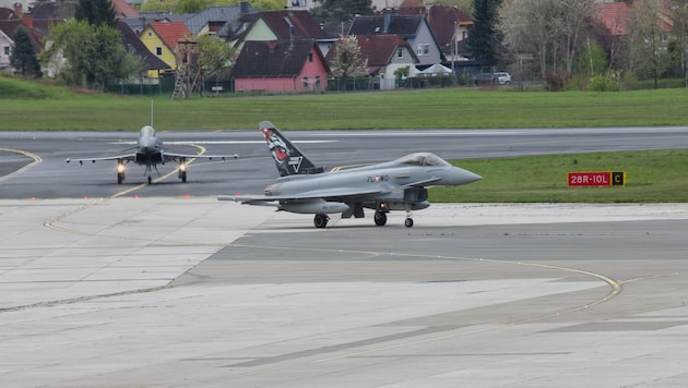 Die Eurofighter des Bundesheeres sind von Mittwoch, 18. Juni, bis Montag wieder in Klagenfurt ...
