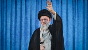 Ajatollah Ali Khamenei Anfang Juni in Teheran