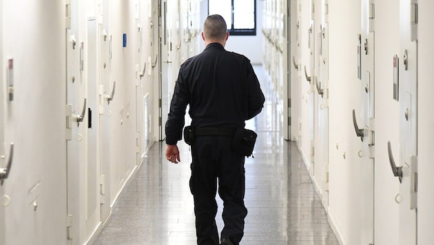 Die Beamten sollen ihren vorgeschriebenen Kontrollpflichten nicht nachgekommen sein ...