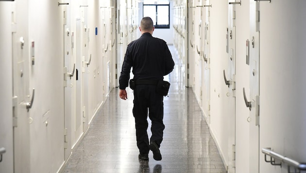Der Einbrecher sitzt jetzt in Haft – der Weg dahin war rasend und holprig