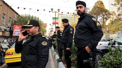 Iranische Polizisten in Teheran