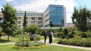 Bisher ist die Traumastation im Krankenhaus der Elisabethinen untergebracht. 