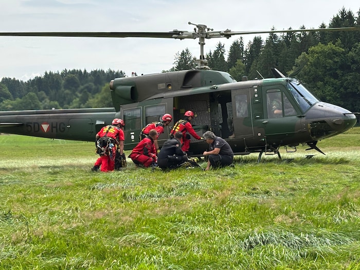 Das Bundesheer half bei der Übung mit.
