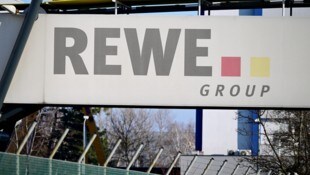 Die Rewe Group meldete einen Umsatzrekord, der Gewinn brach allerdings ein. 
