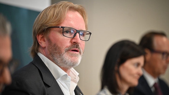 Bründl am Dienstag bei seiner ersten Pressekonferenz als Präsident der Industriellenvereinigung ...