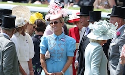 Royales Schaulaufen in Ascot! König Charles, die Freundin seines Neffen Peter Phillips, Harriet ...