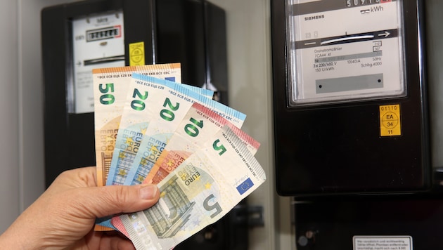 Vor allem die Strompreise belasten das Börserl der Österreicher.