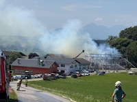 In Köstendorf ist die Feuerwehr im Einsatz