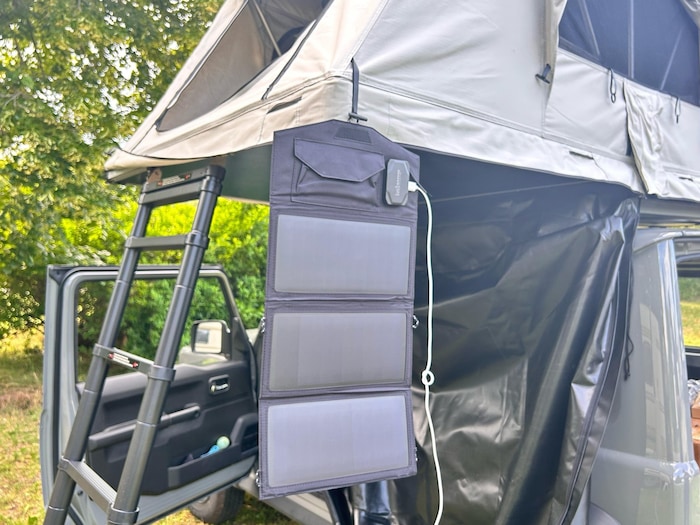 BasicNature Offroad Solar-Ladegerät
