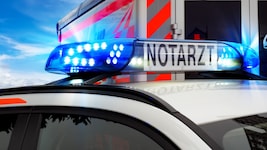 Wer darf, wer darf nicht? Zur Blaulicht-Verwendung und den Umgang mit Blaulicht-Fahrzeugen sind ...