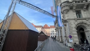 Aus Solidarität wurde am Grazer Rathaus die Israel-Fahne gehisst.
